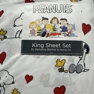 Berkshire Peanuts Snoopy & Hearts 4 Pc. & Bag NEW White KING Sheets Woodstock